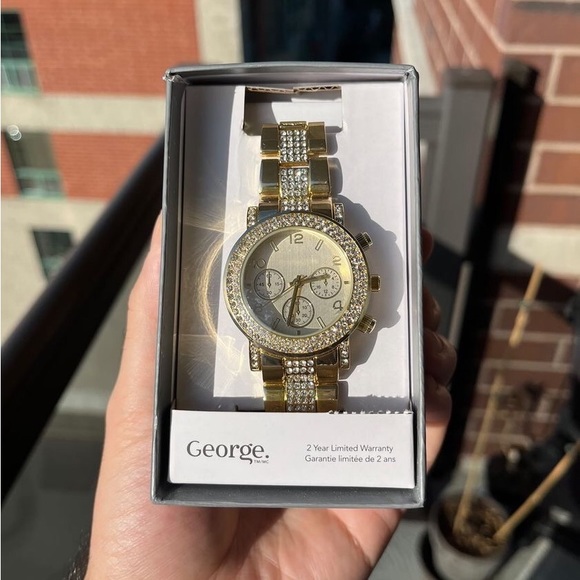 TCK Gold Watch - Picture 7 of 12